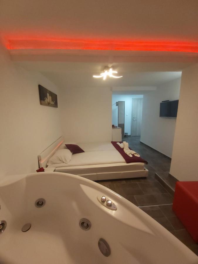 Rooms Panda Марибор Екстериор снимка
