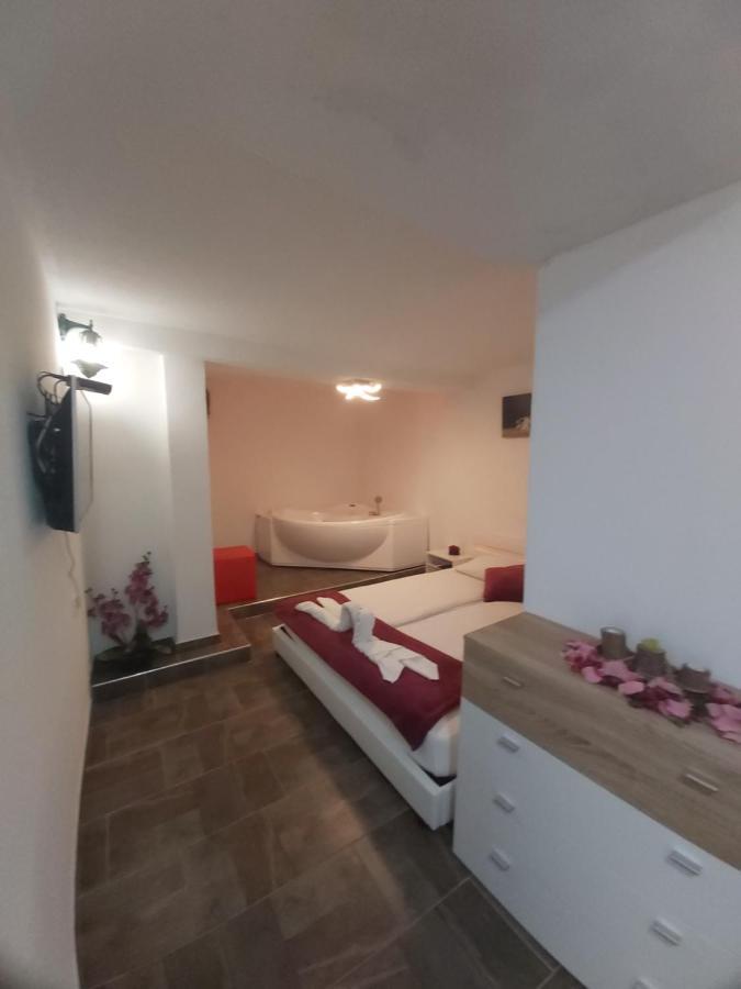 Rooms Panda Марибор Екстериор снимка