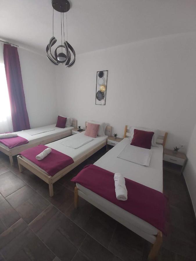 Rooms Panda Марибор Стая снимка